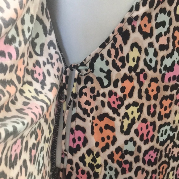 BCBG animal print wrap dress - Picture 5 of 7